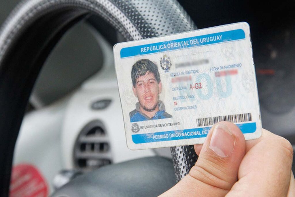 9. licencia de conducir en uruguay para extranjeros
